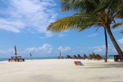 A Stopover at Ray Caye Belize for Lunch and Swimming on Your Belize Vacation?