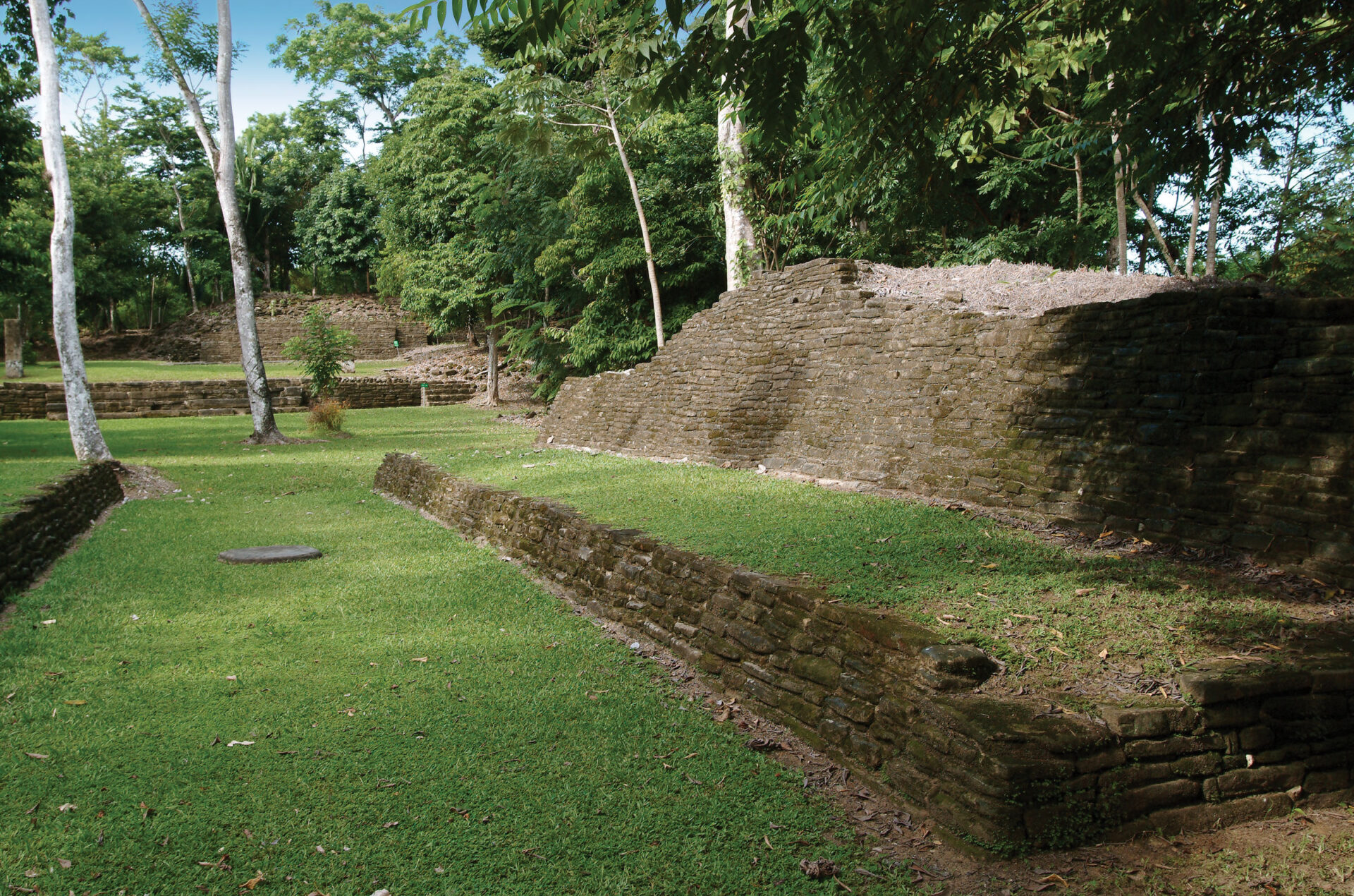 Belize Maya sites near Placencia