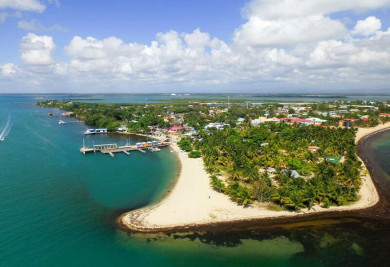  Placencia travel guide