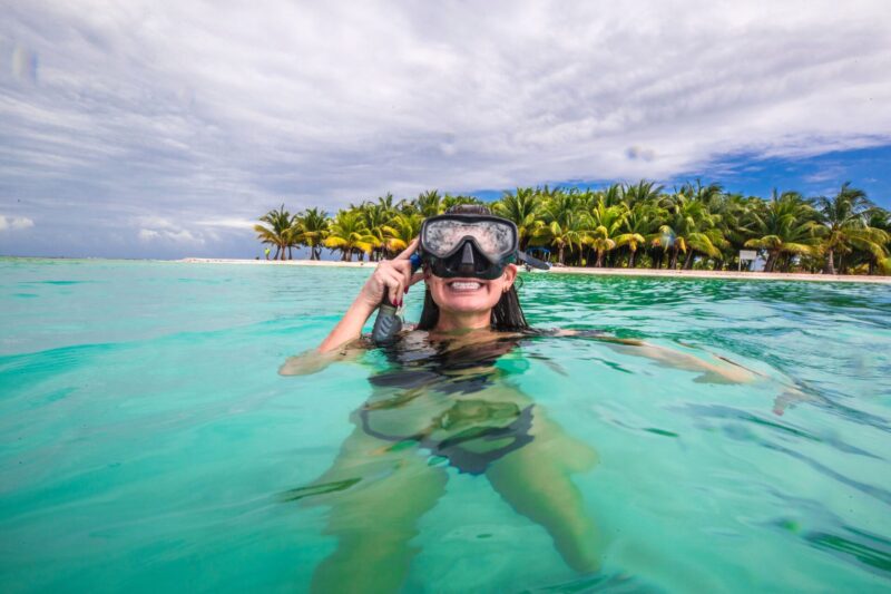 snorkeling Belize for families