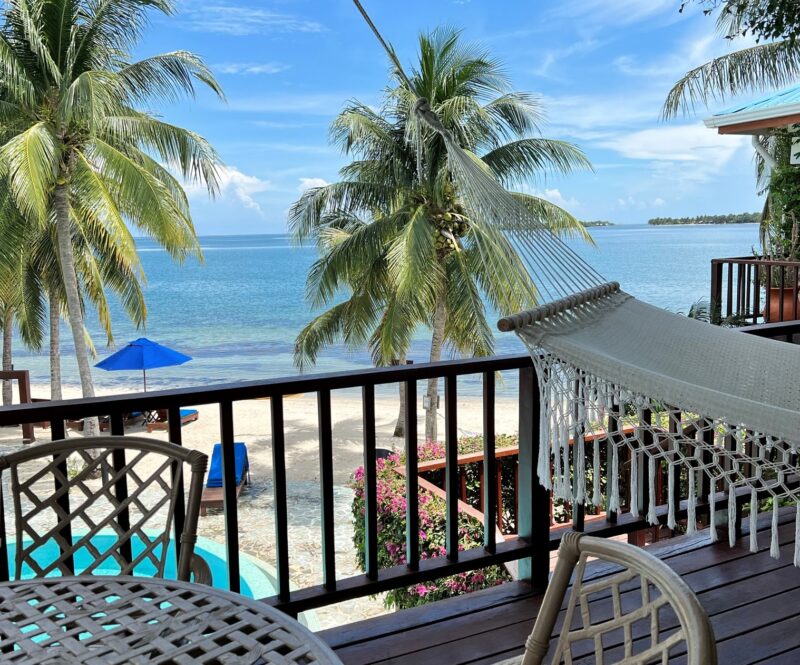 beach resorts in Belize