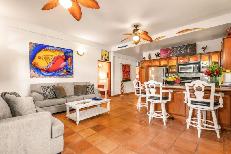 boutique resort Belize shoulder season