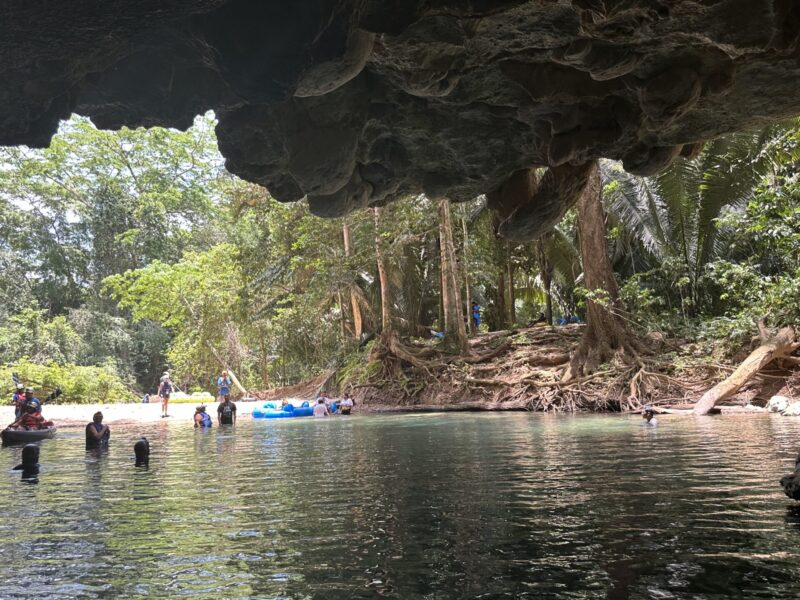 Belize October weather travel
